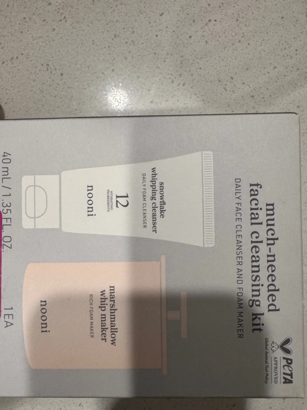Much-Needed Facial Cleansing Kit - White & Pink